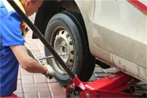 赫山附近拖车24小时服务热线电话